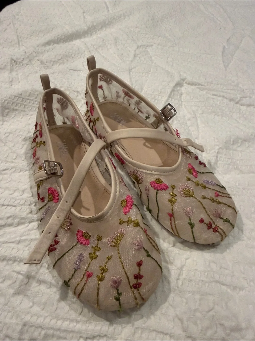 Zara girl’s Embroidered Mesh Ballet Flats - Beige Floral Size 27 (10 us)